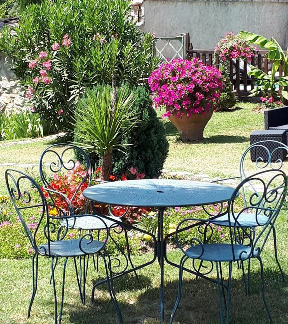 Bed & Breakfast Chambres D'Hotes La Chabriere Cliousclat